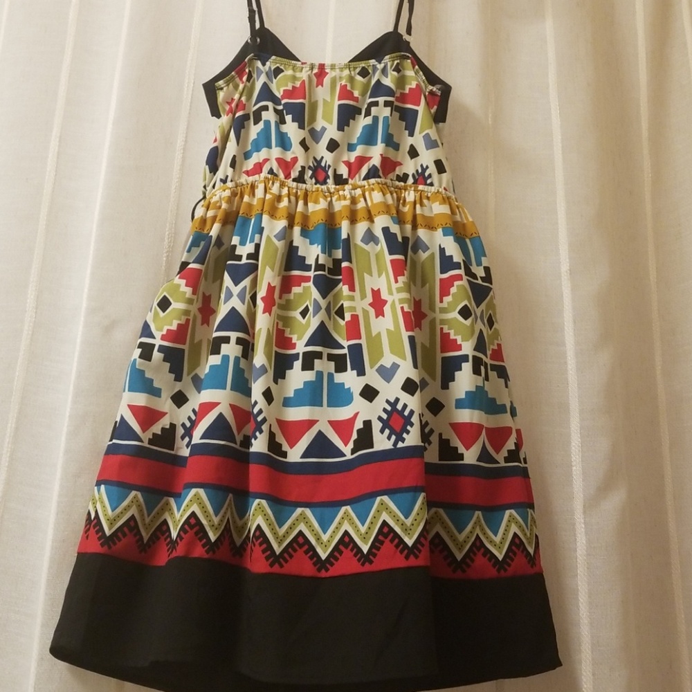 Dress - Picture 4 of 4
